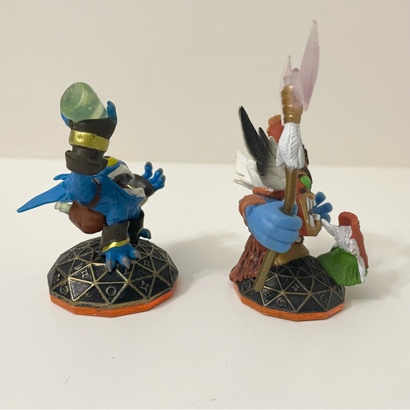 Lot of 4 Skylanders Figures Whirlwind Cynder Double Trouble Totem Pop Fizz - Picture 10 of 12